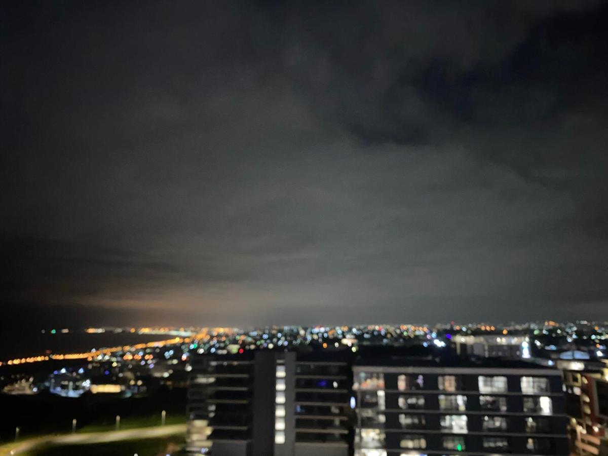 Umhlanga Arch 10Th Floor- Sea Views! Apartment Durban Ngoại thất bức ảnh